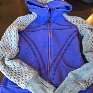 Rare Ivivva sweater/sweatshirt hoodie